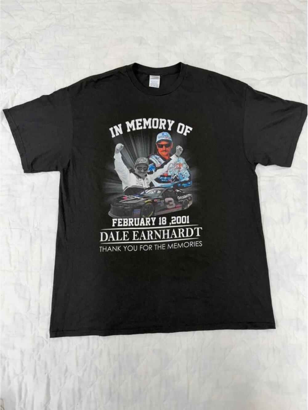 Vintage 2001 Dale Earnhardt Memorial T-Shirt